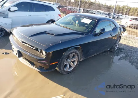 2020 Dodge Challenger Sxt z USA, uszkodzony, nr VIN 2C3CDZAG7LH203330
